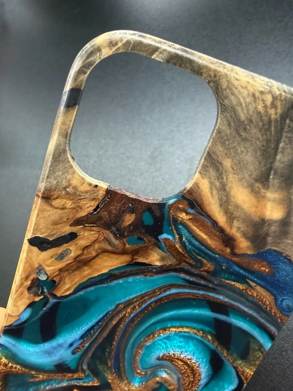 EUC Carved Traveler iPhone 13/14 Live Edge Phone Cases Real Wood Resin MagSafe